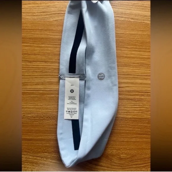 Lululemon Fly Away Tamer Headband in Baby Blue - Picture 4 of 10